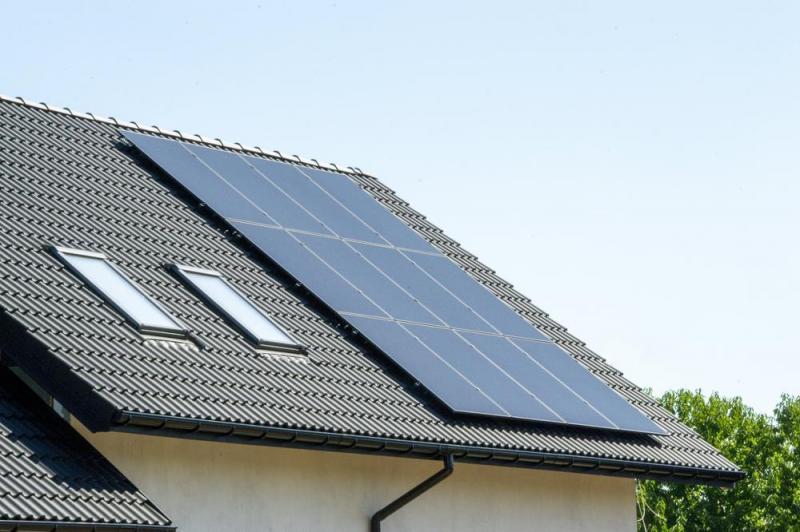 Revendre son &eacute;lectricit&eacute; solaire &agrave; Laon d&eacute;pend surtout du dimensionnement des panneaux